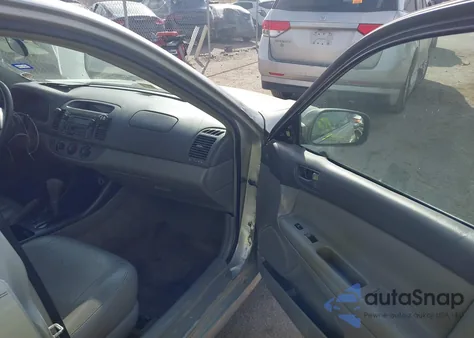 2004 Toyota Camry Le from USA, damaged, VIN 4T1BE32K24U366109